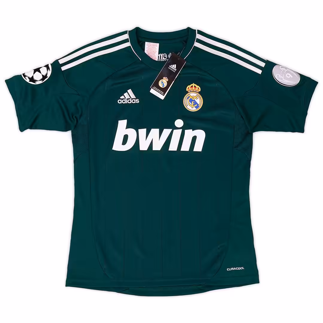 Retro Real Madrid Third Jersey 2012/13