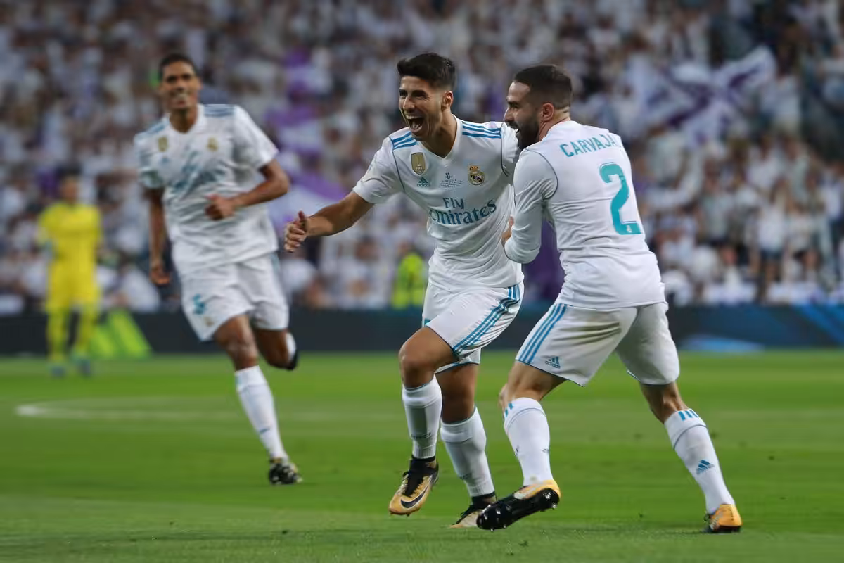KROOS #8 Retro Real Madrid Home Jersey 2017/18