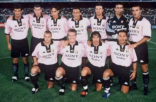 Retro Juventus Away Long Sleeve Jersey 1997/98